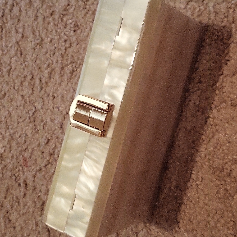 Clutch bag